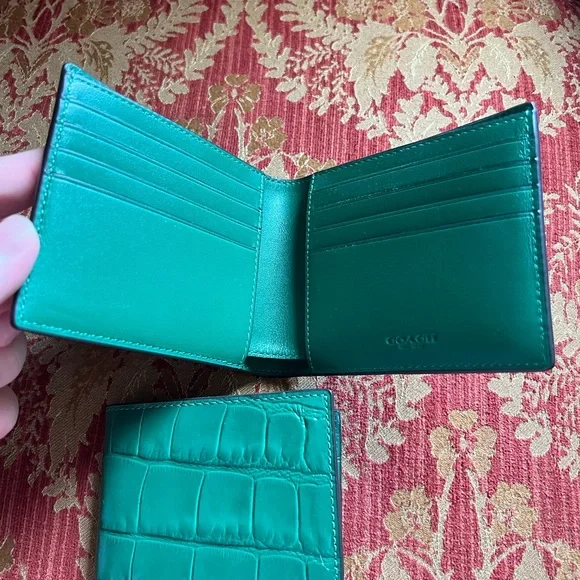 Coach 3 in 1 Wallet Embossed Croc - Picture 3 of 6
